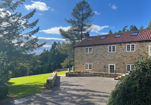 The Barn at Rigg End - Parking & Garden